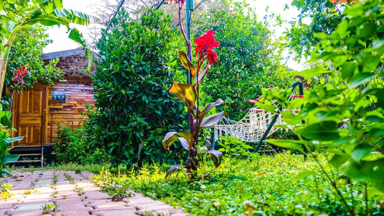 Lemon Garden Lodge Чирали Экстерьер фото